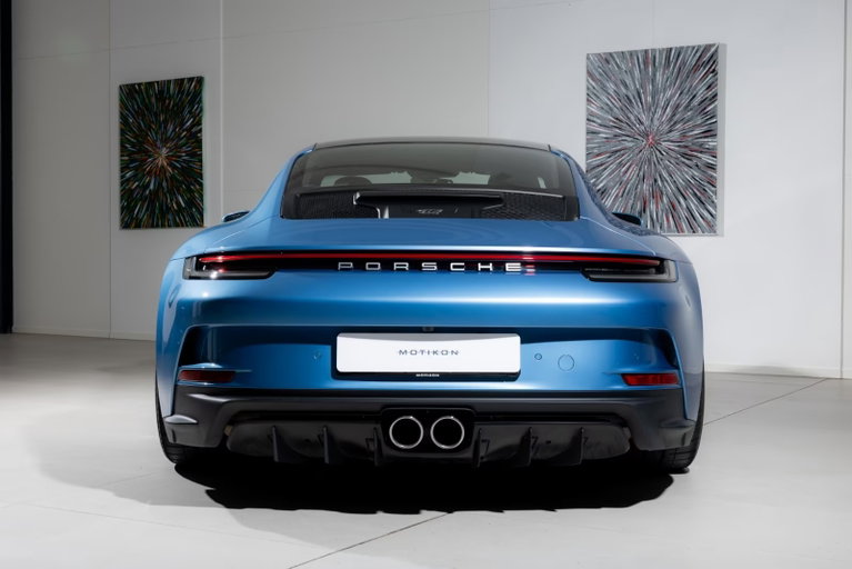 Porsche 992 GT3 Touring
