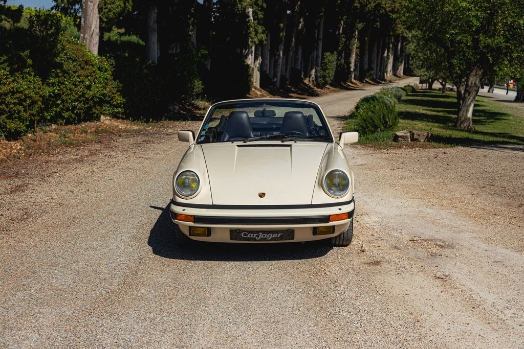 Porsche 911 Carrera 3.2