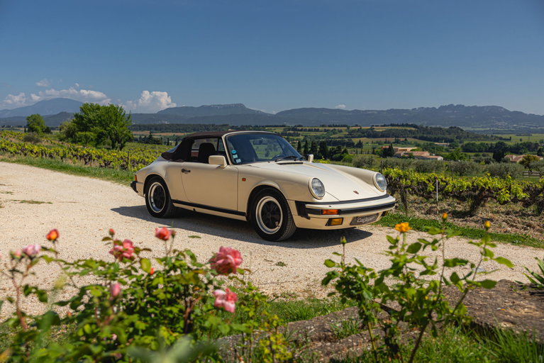 Porsche 911 Carrera 3.2