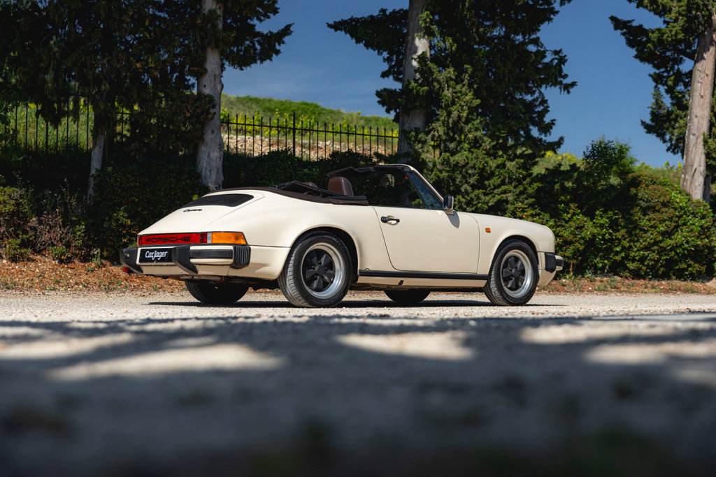 Porsche 911 Carrera 3.2