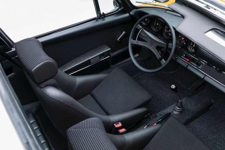 Porsche 911 S (F-Modell)