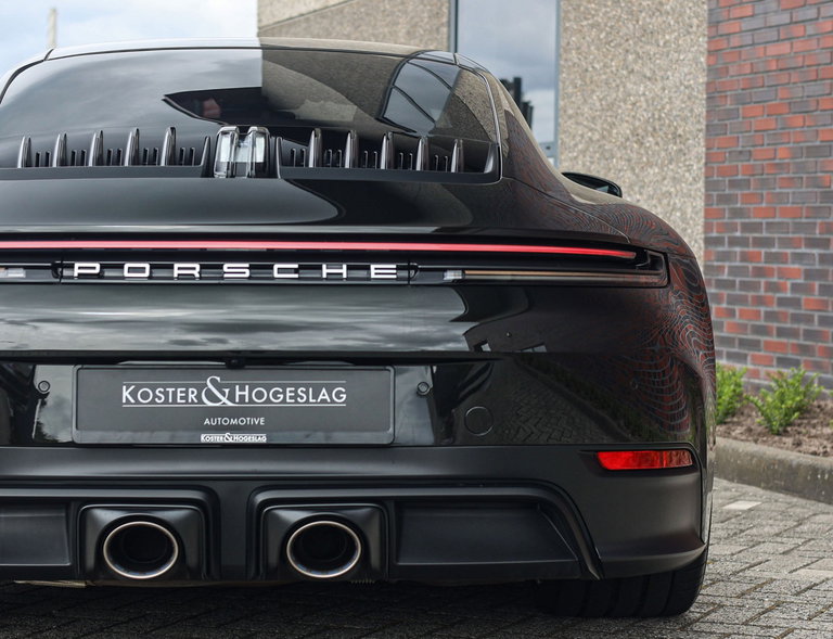 Porsche 992.2 Carrera GTS