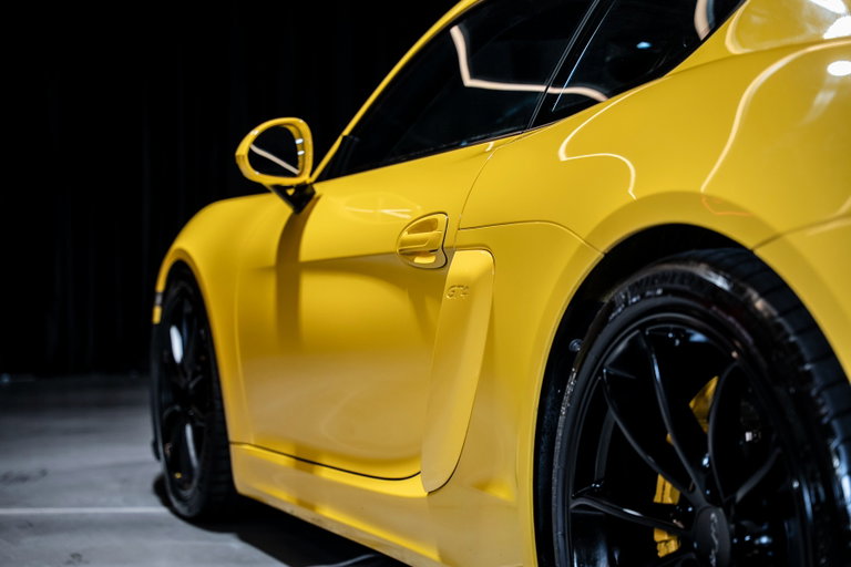 Porsche 981 Cayman GT4