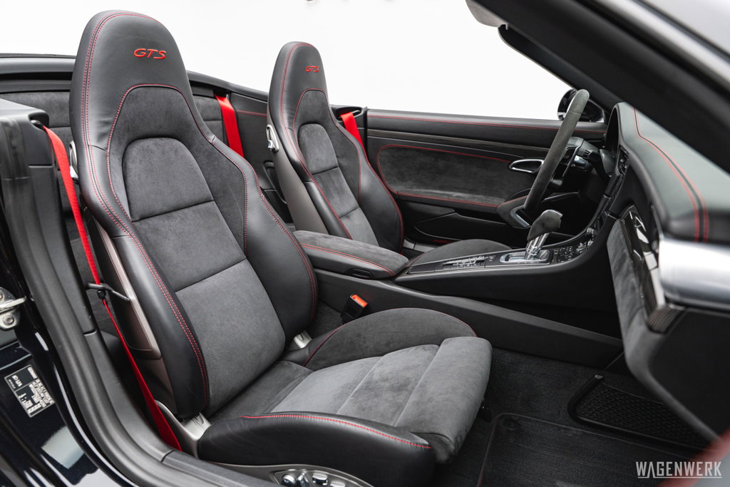 Porsche 991.2 Carrera GTS