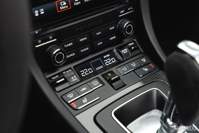 Porsche 991.2 Carrera GTS