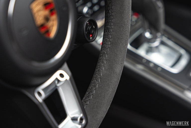 Porsche 991.2 Carrera GTS