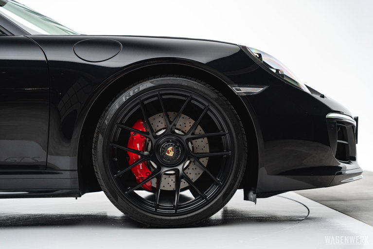 Porsche 991.2 Carrera GTS