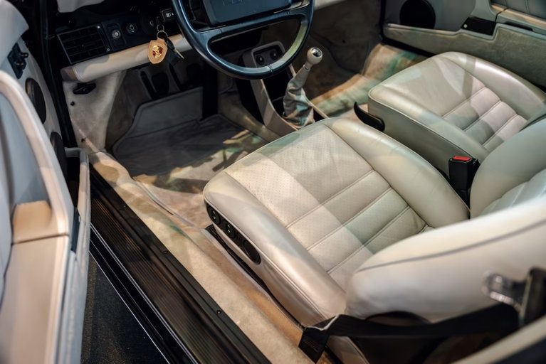 Porsche 911 Carrera 3.2 WTL