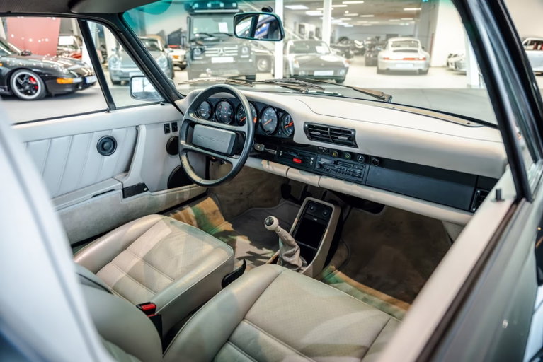 Porsche 911 Carrera 3.2 WTL