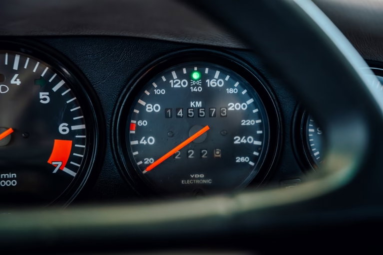 Porsche 911 Carrera 3.2 WTL