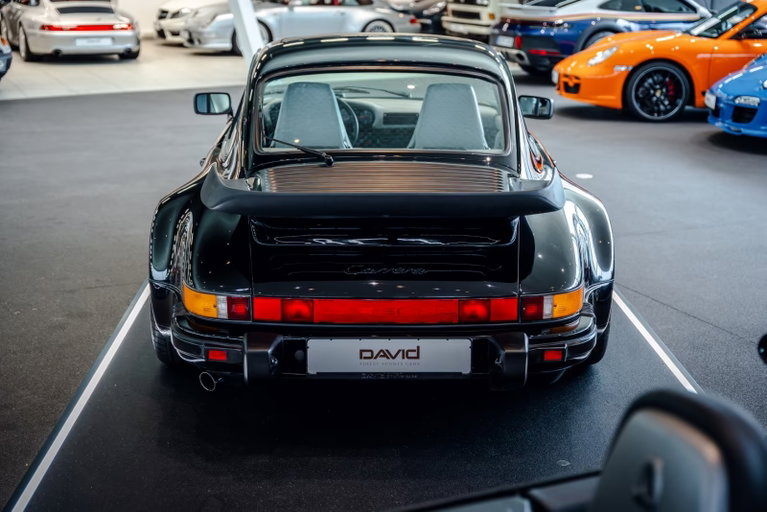 Porsche 911 Carrera 3.2 WTL