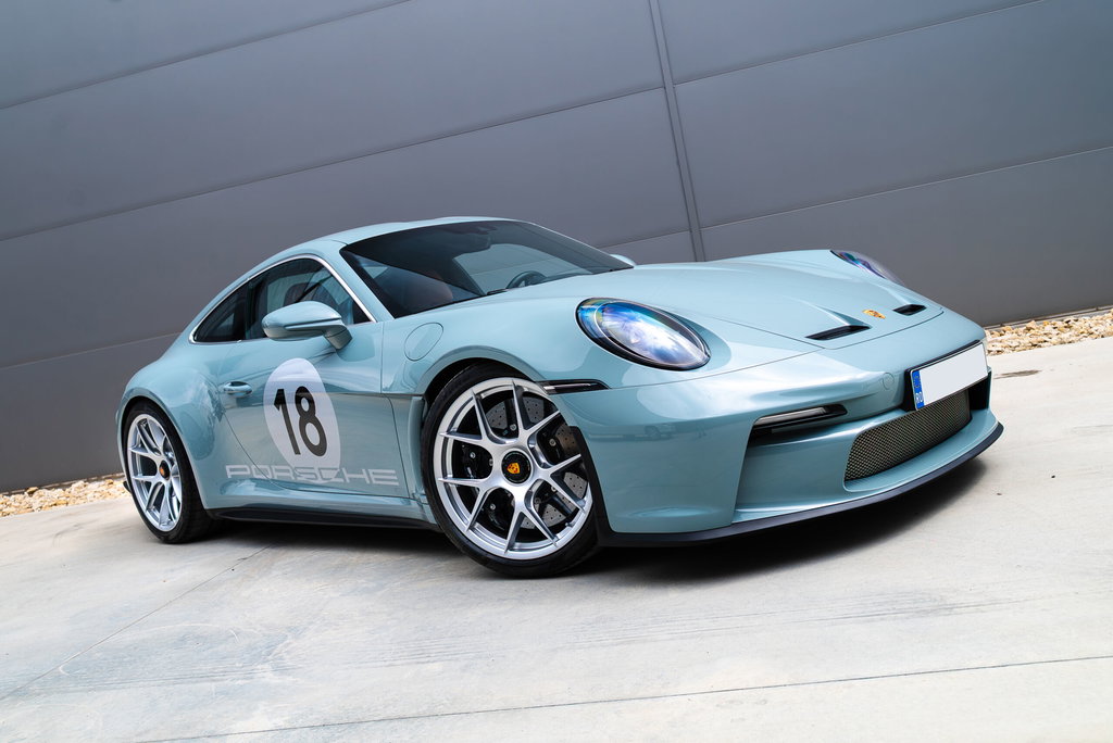 Porsche 911 S/T