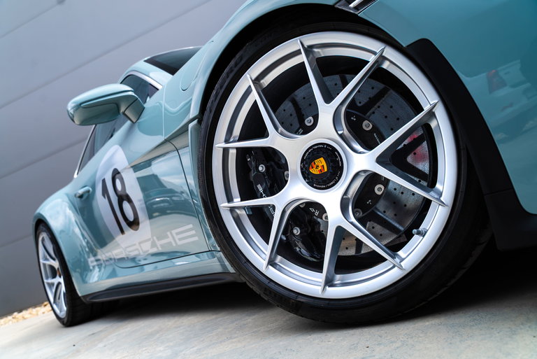 Porsche 911 S/T