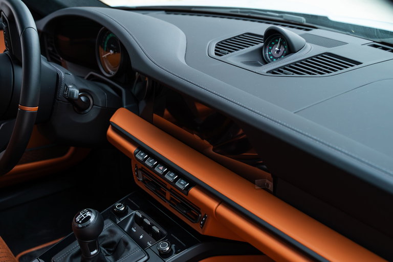 Porsche 911 S/T
