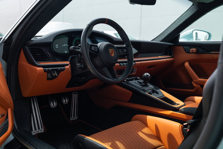 Porsche 911 S/T