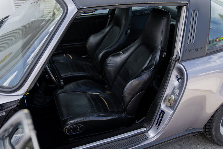 Porsche 911 Carrera 3.2 (US)