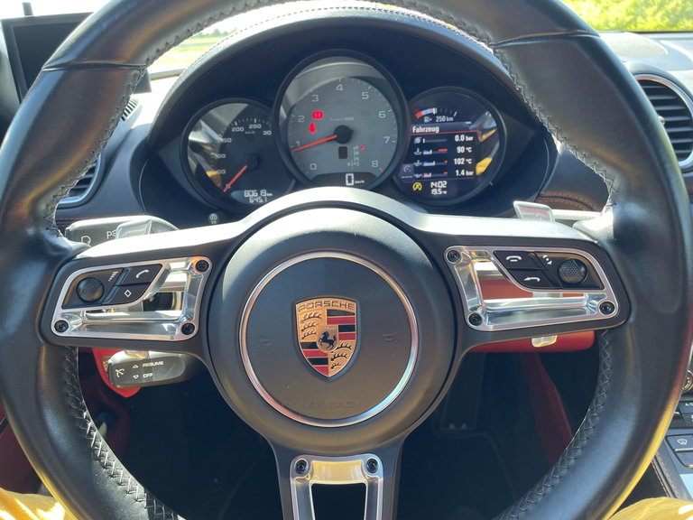 Porsche 718 Boxster S