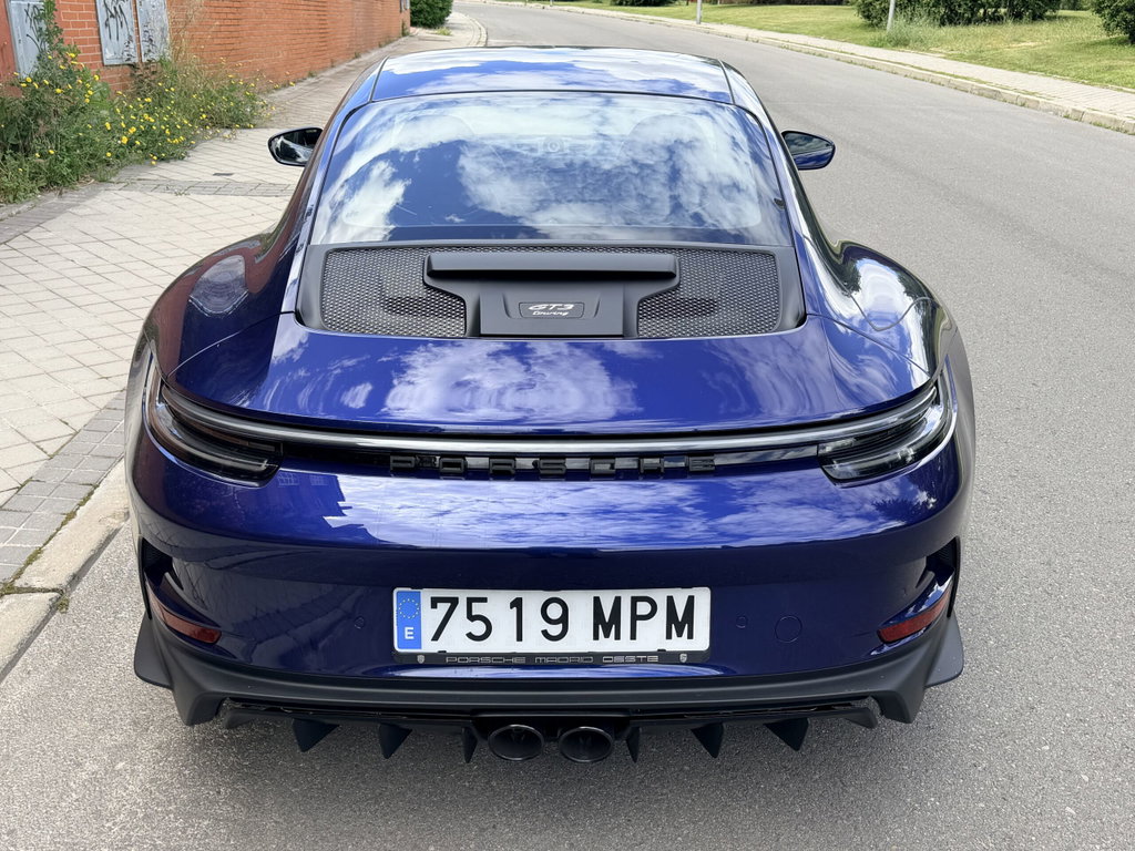 Porsche 992 GT3 Touring