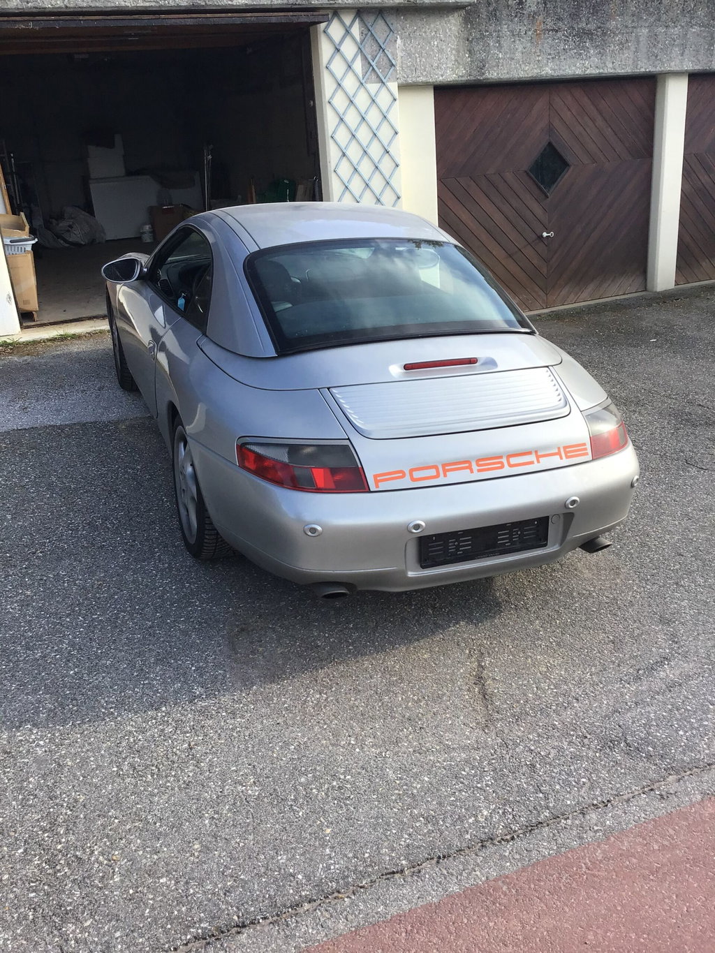 Porsche 996 Carrera 4