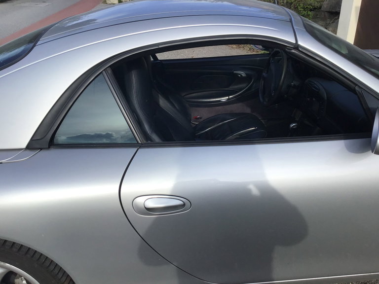 Porsche 996 Carrera 4