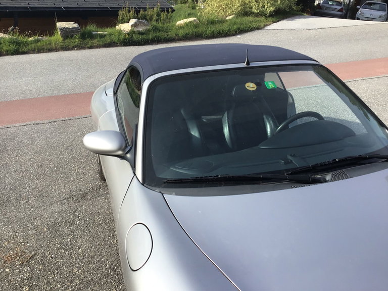 Porsche 996 Carrera 4