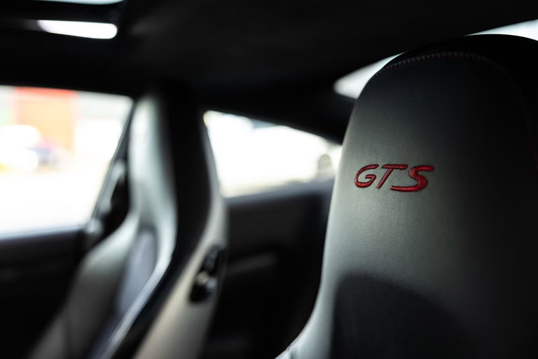 Porsche 991 Carrera GTS