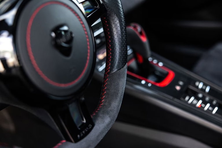 Porsche 991 Carrera GTS
