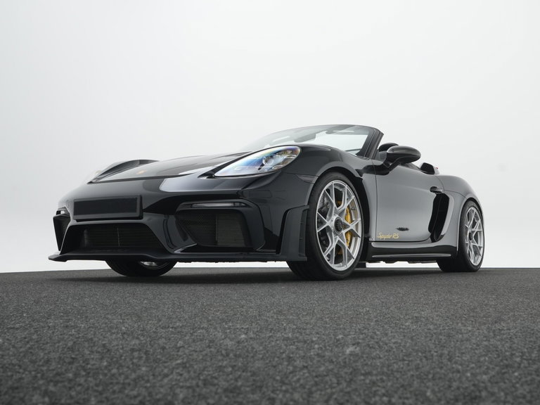 Porsche 718 Spyder RS