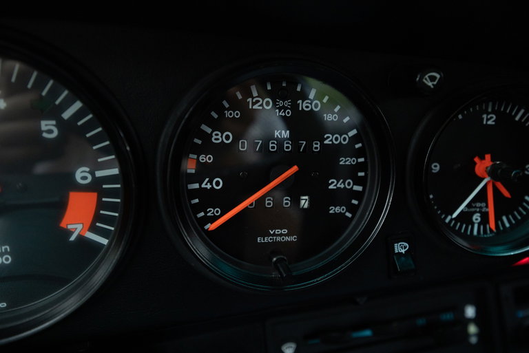 Porsche 911 Carrera 3.2