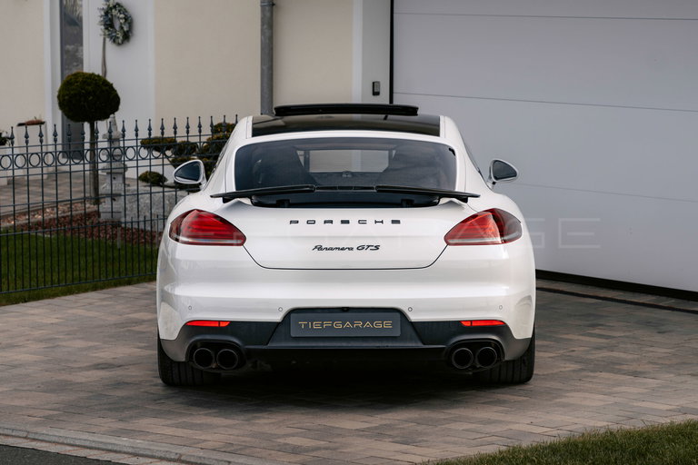 Porsche Panamera GTS
