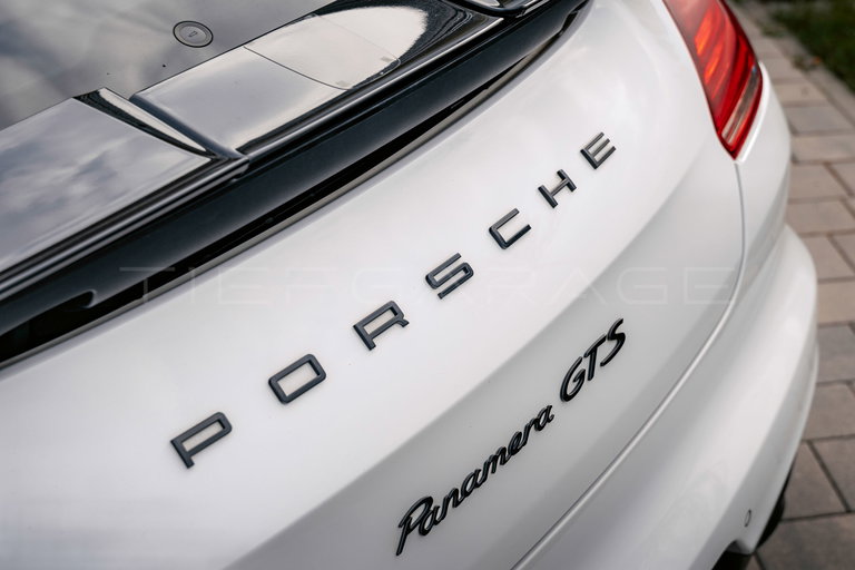 Porsche Panamera GTS