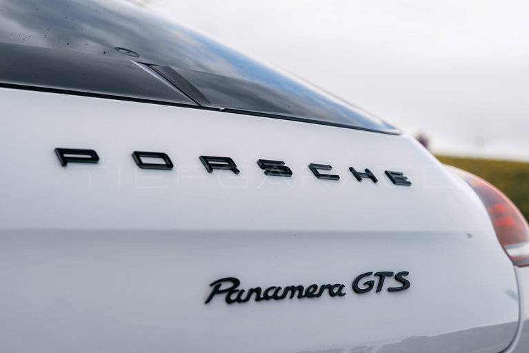 Porsche Panamera GTS
