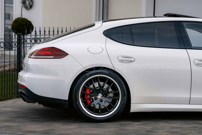 Porsche Panamera GTS