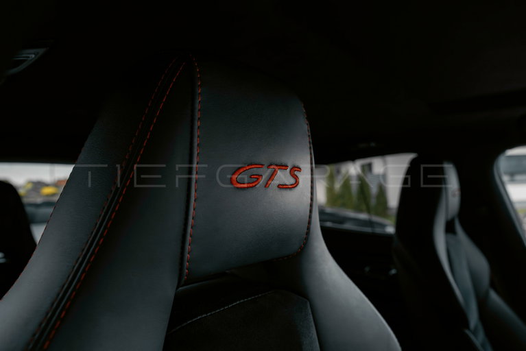 Porsche Panamera GTS
