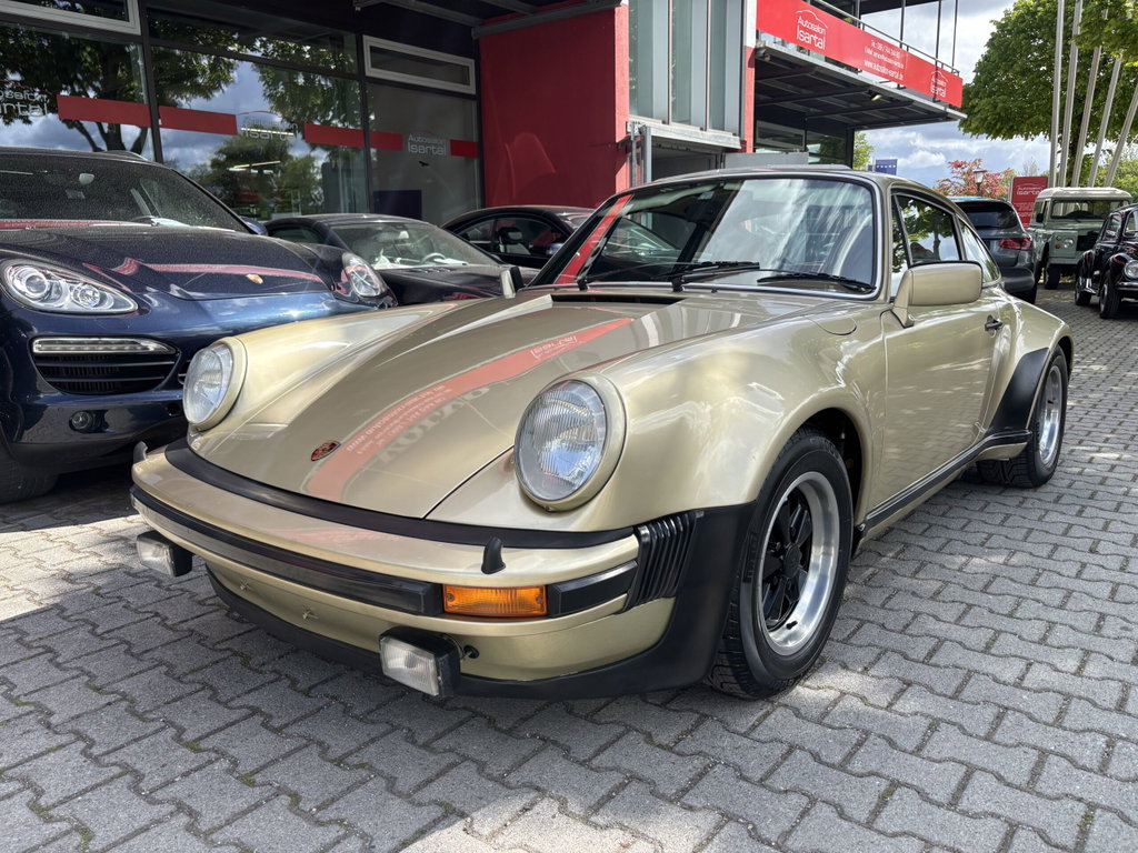Porsche 911 Turbo 3.0 (US)