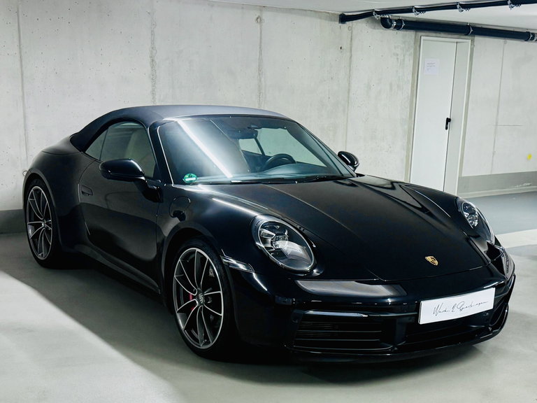 Porsche 992 Carrera 4S