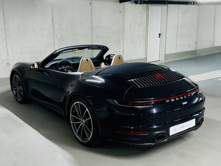 Porsche 992 Carrera 4S