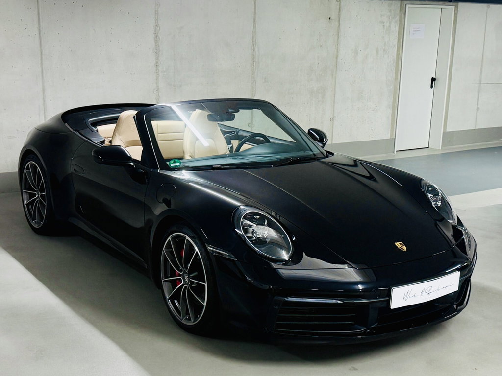 Porsche 992 Carrera 4S