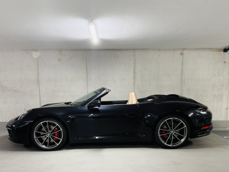 Porsche 992 Carrera 4S