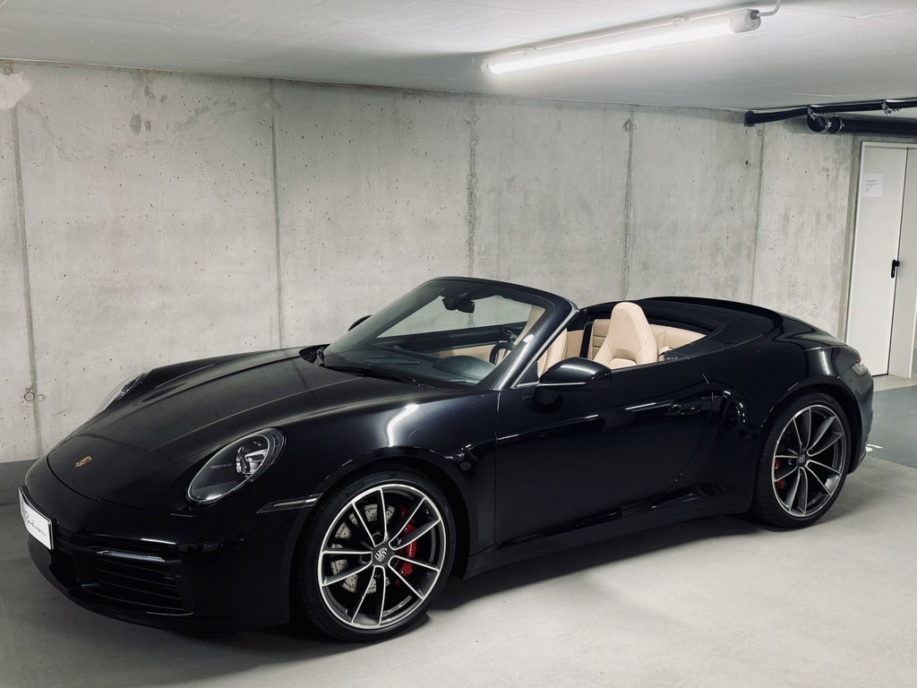 Porsche 992 Carrera 4S