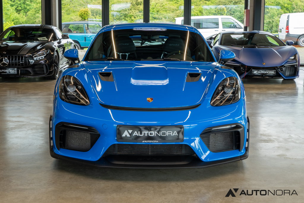 Porsche 718 Cayman GT4 RS