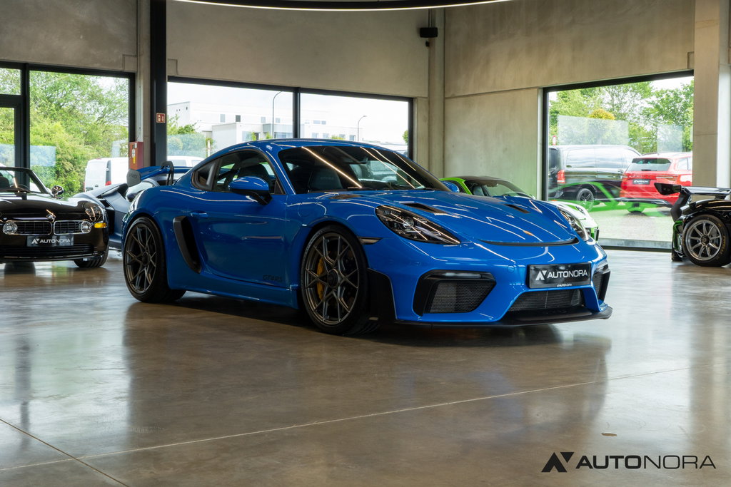 Porsche 718 Cayman GT4 RS