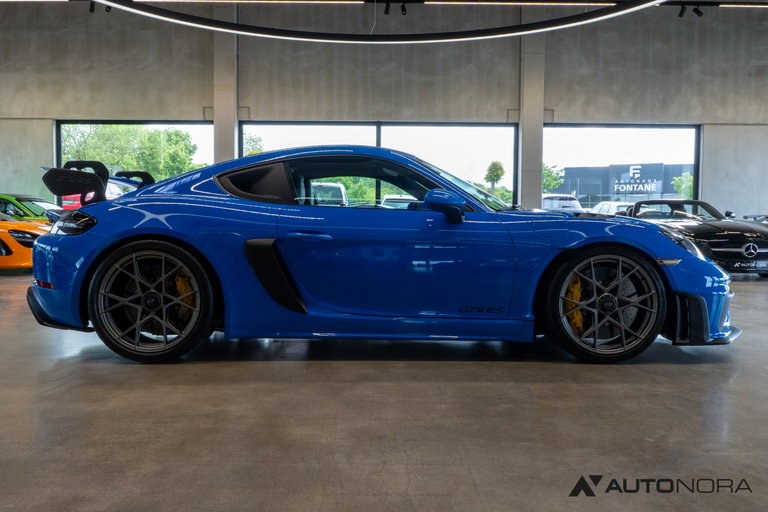 Porsche 718 Cayman GT4 RS