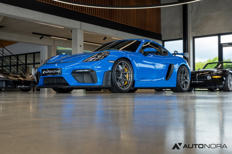Porsche 718 Cayman GT4 RS