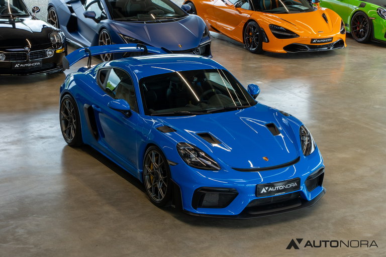 Porsche 718 Cayman GT4 RS