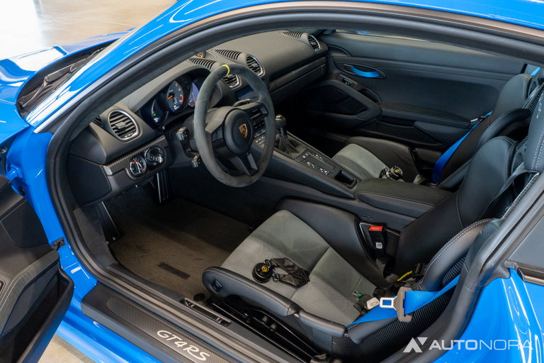 Porsche 718 Cayman GT4 RS
