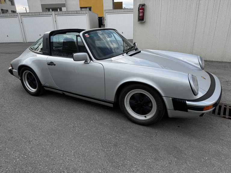 Porsche 911 Carrera 3.2
