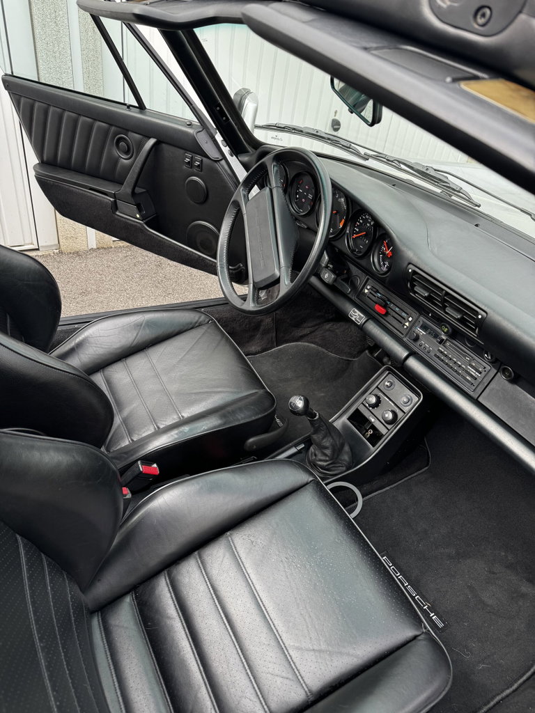 Porsche 911 Carrera 3.2