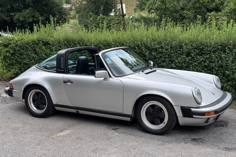 Porsche 911 Carrera 3.2