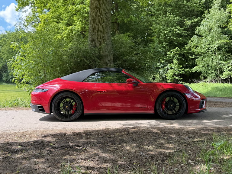 Porsche 992 Carrera GTS